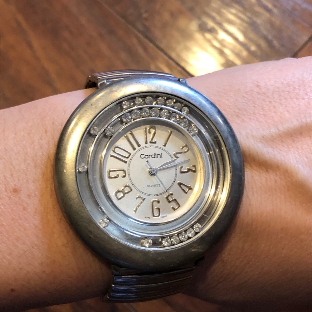 Vintage Cardini oversized crystal stretch watch